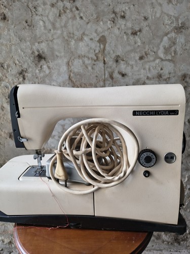 Macchina cucire necchi - macchina, da