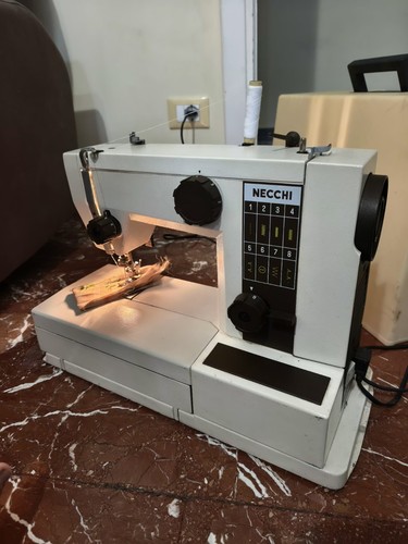 Necchi type 568 - type, macchina